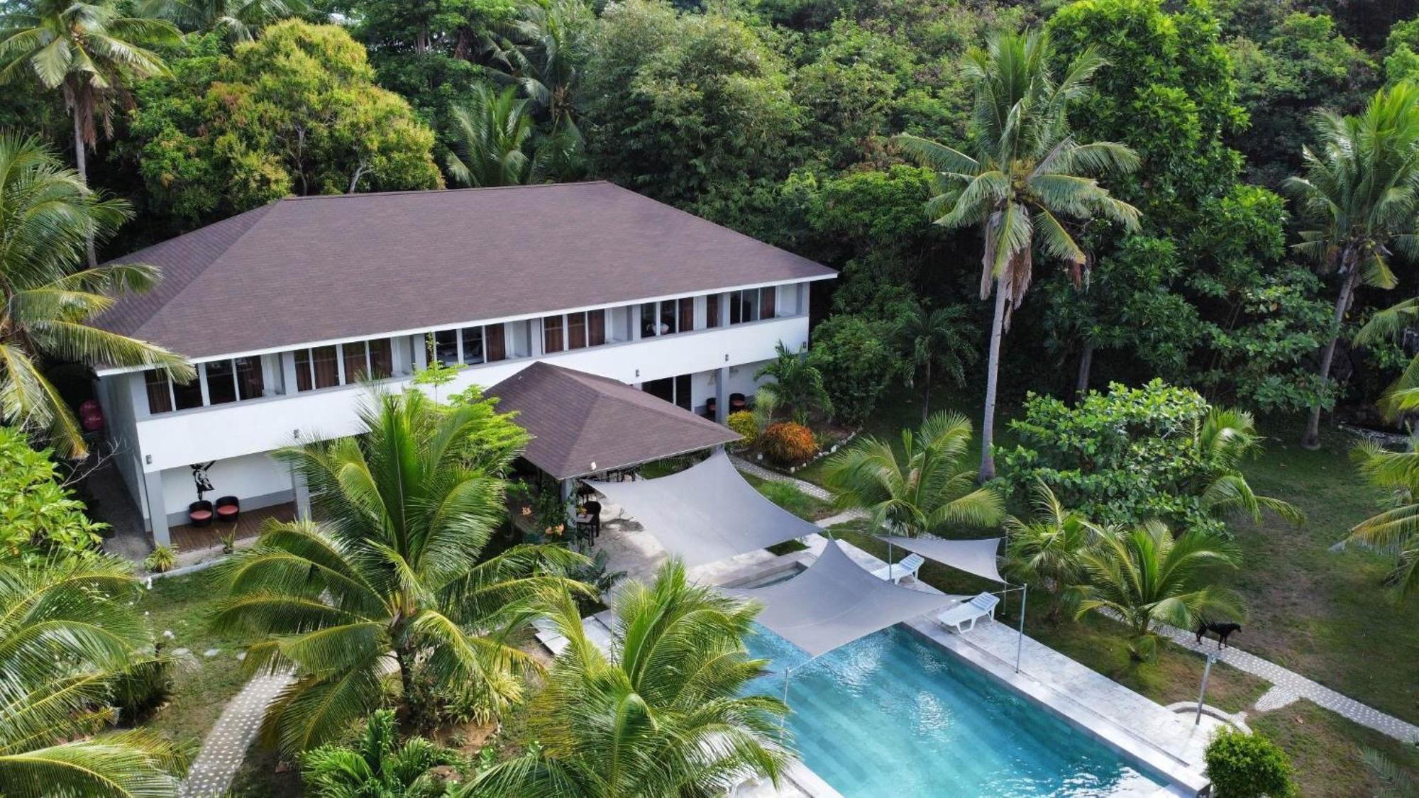 Sunset Cove Beach & Dive Resort Romblon Exteriér fotografie