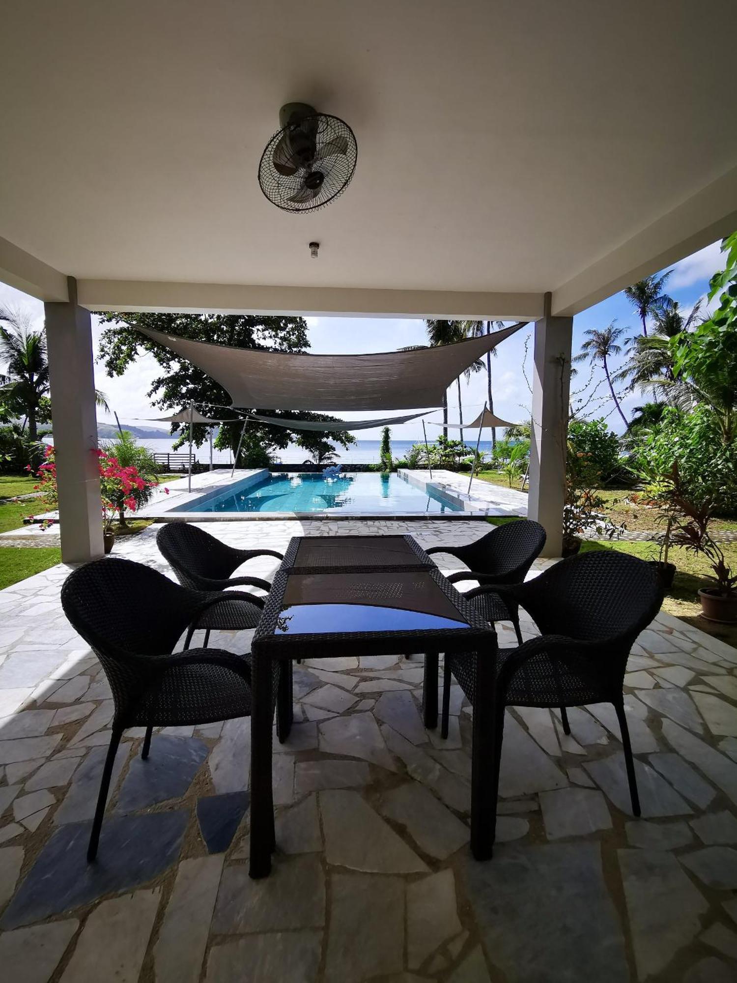 Sunset Cove Beach & Dive Resort Romblon Exteriér fotografie
